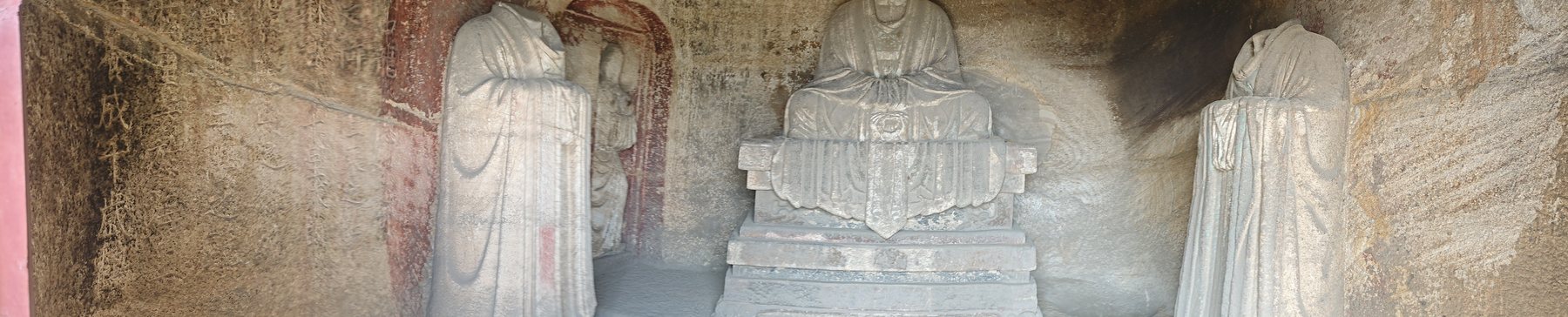 龙山石窟窟内造像